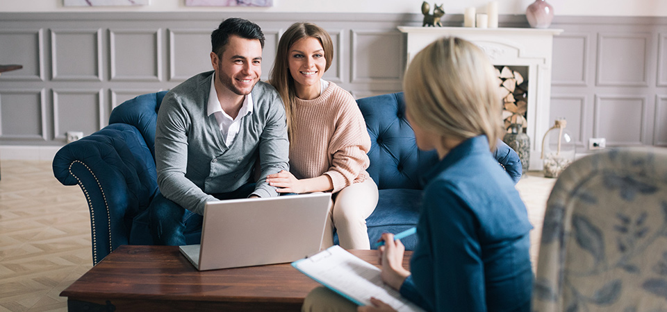 A couple getting financial advice