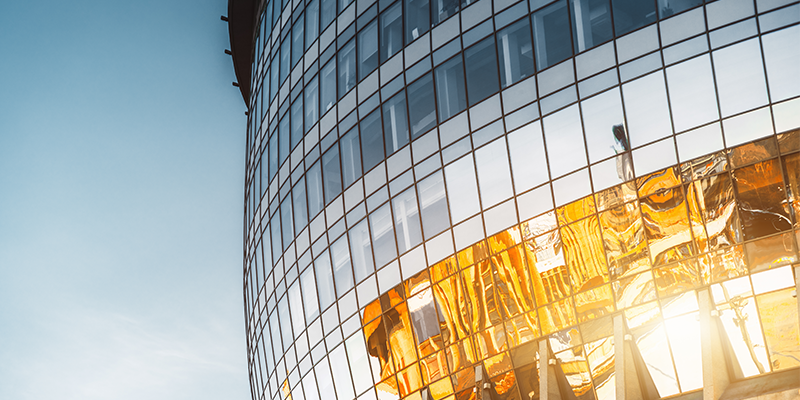 shiny-facade-office-building-how-to-forfeit-a-commercial-lease-blog-image