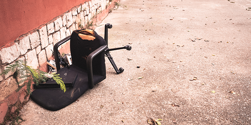 abandoned-office-chair-representing-unlawful-lay-off-compensation-claims