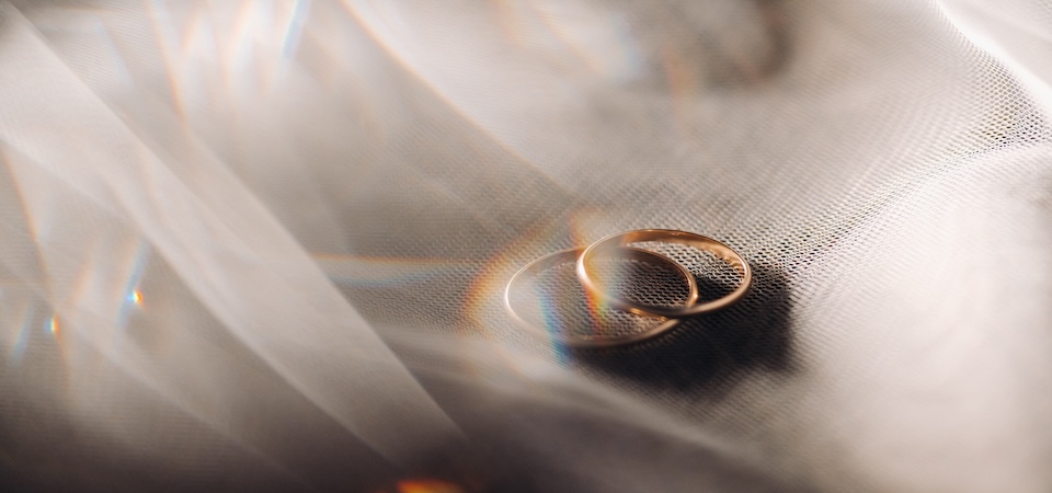 wedding-rings-closeup-what-is-a-postnuptial-agreement-blog-FEATURED-IMAGE