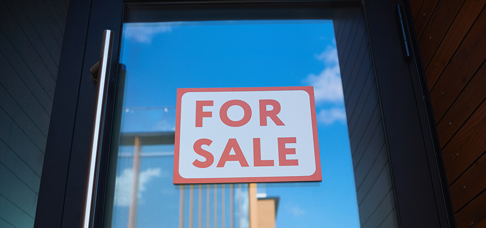 for-sale-sign-on-door-preparing-a-business-for-sale-tips-blog-FEATURED-IMAGE